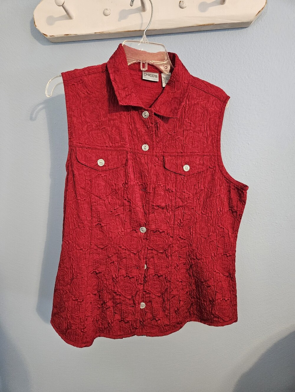Chico's Textured Sleeveless Button-Down Vest in Bright Red
